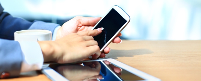 Phone 670x270 Smushit