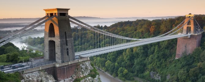 Clifton Suspension Bridge 000030487604 670x270