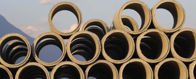 Pipes 000075770305 670x270