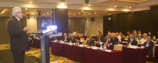 Sir Vivian Ramsey speaking to the EWI Singapore Conference 670x270